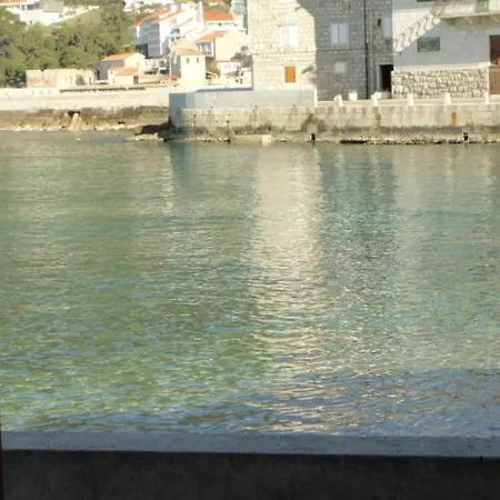 Kod Senke Apartment Komiža Exterior foto