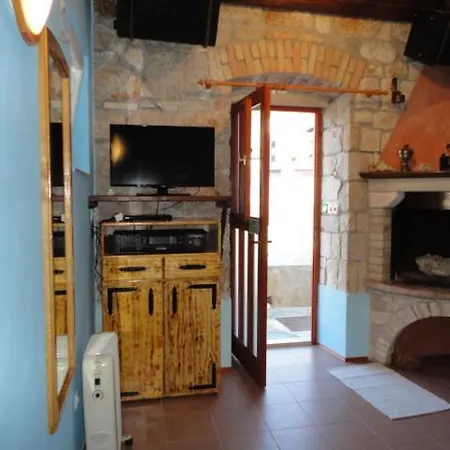 Kod Senke Apartment Komiža Exterior foto