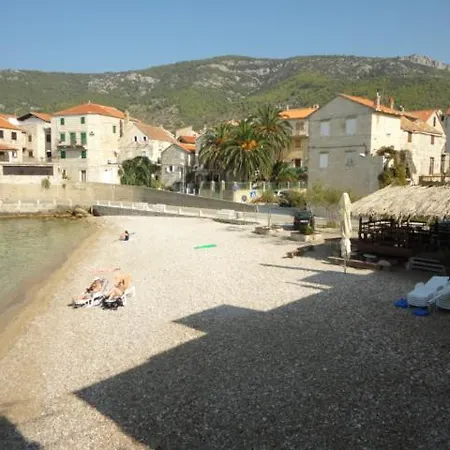 Kod Senke Apartment Komiža Exterior foto