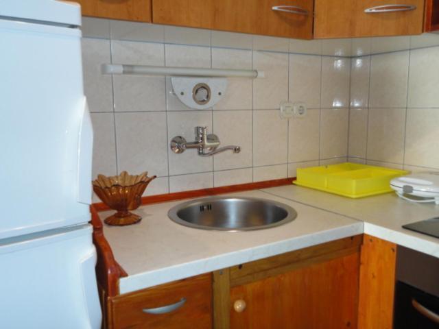 Apartment Kod Senke Komiza
