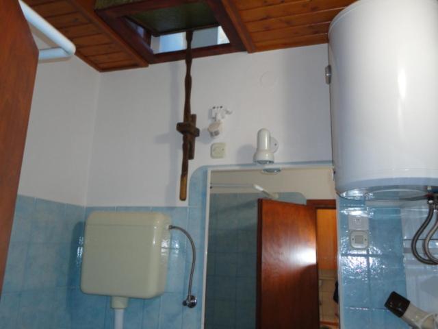 Kod Senke Komiza
