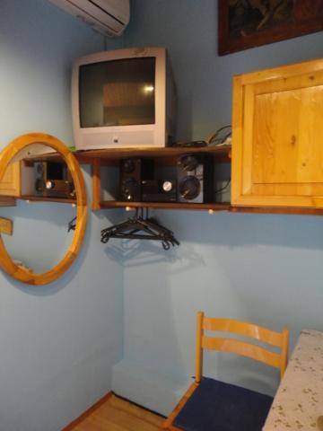 Apartment Kod Senke Komiza